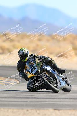 media/Jan-10-2025-CVMA Friday Practice (Fri) [[489e0da257]]/Group 4 and Trackday/Session 4 (Turn 16)/